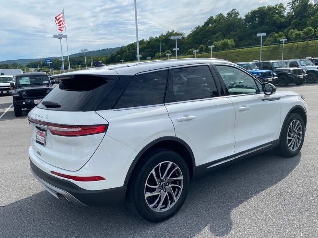 2022 Lincoln Corsair Standard