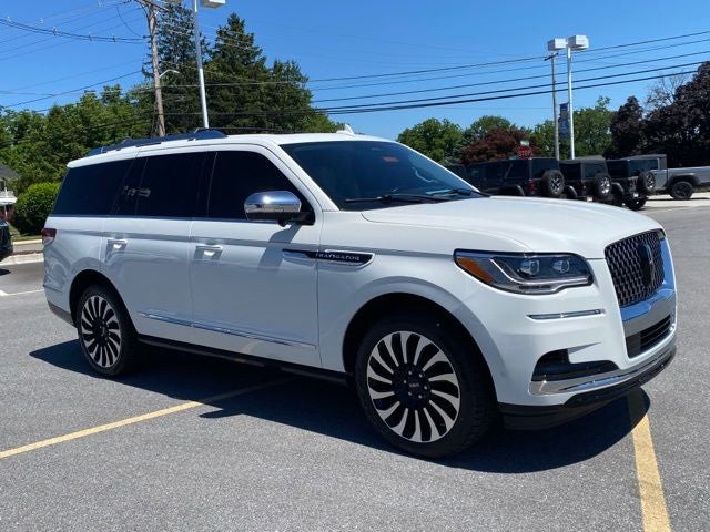 2023 Lincoln Navigator Black Label
