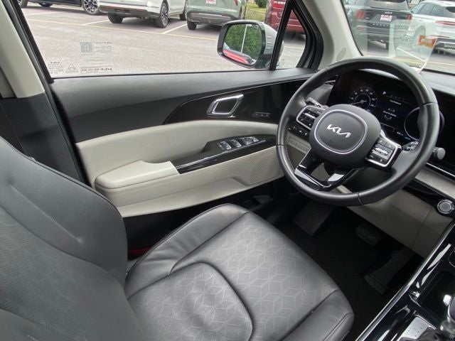 2023 Kia Carnival MPV SX