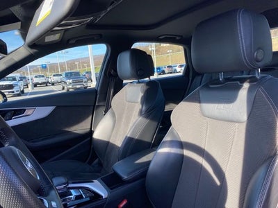 2020 Audi A4 Premium Plus 45 TFSI quattro S tronic