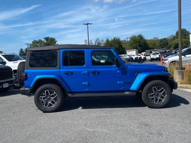 2025 Jeep Wrangler WRANGLER 4-DOOR SAHARA