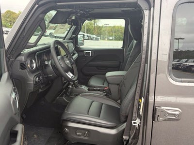 2027 Jeep Wrangler WRANGLER 4-DOOR SAHARA