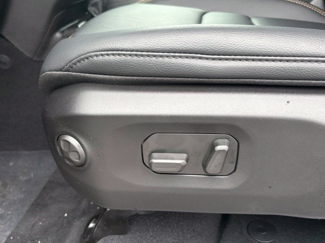 2027 Jeep Wrangler WRANGLER 4-DOOR SAHARA