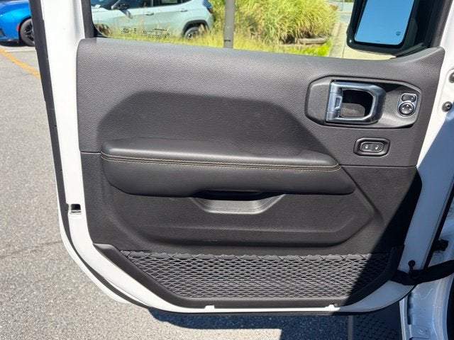 2027 Jeep Wrangler WRANGLER 4-DOOR SAHARA