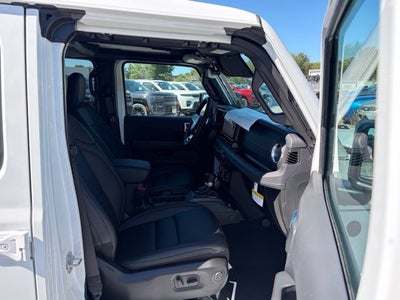 2027 Jeep Wrangler WRANGLER 4-DOOR SAHARA