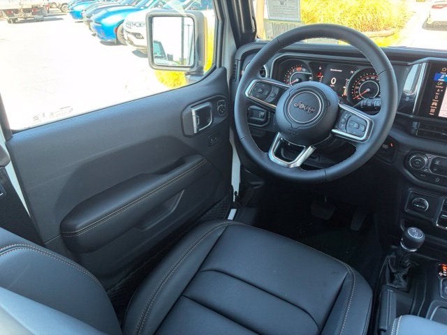 2027 Jeep Wrangler WRANGLER 4-DOOR SAHARA