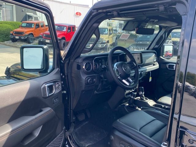 2025 Jeep Wrangler WRANGLER 4-DOOR SAHARA