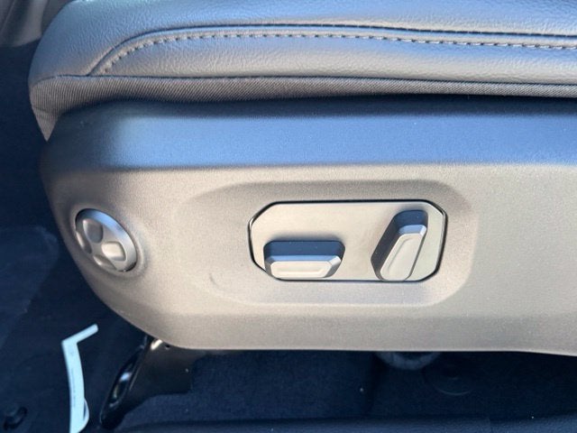2027 Jeep Wrangler WRANGLER 4-DOOR SAHARA