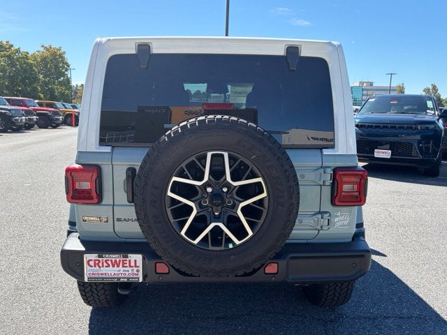 2027 Jeep Wrangler WRANGLER 4-DOOR SAHARA