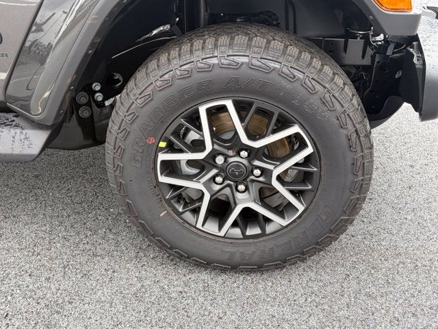 2027 Jeep Wrangler WRANGLER 4-DOOR SAHARA