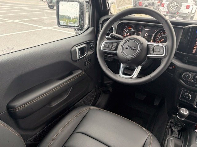 2027 Jeep Wrangler WRANGLER 4-DOOR SAHARA