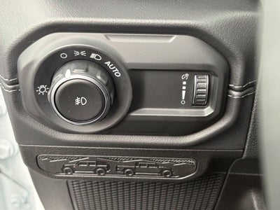 2027 Jeep Wrangler WRANGLER 4-DOOR SAHARA