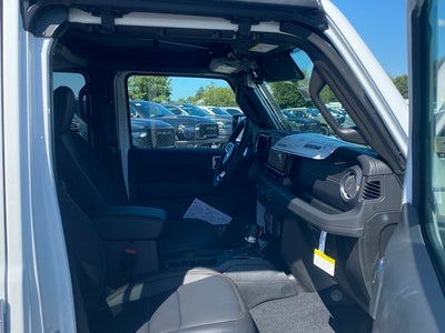 2025 Jeep Wrangler WRANGLER 4-DOOR SAHARA