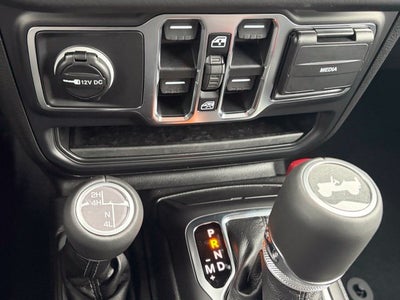 2027 Jeep Wrangler WRANGLER 4-DOOR SAHARA