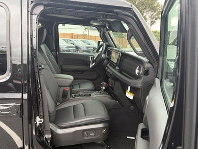 2027 Jeep Wrangler WRANGLER 4-DOOR SAHARA