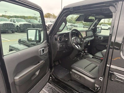 2027 Jeep Wrangler WRANGLER 4-DOOR SAHARA