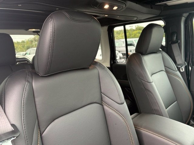 2027 Jeep Wrangler WRANGLER 4-DOOR SAHARA