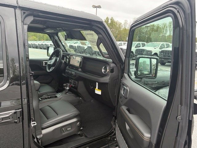 2027 Jeep Wrangler WRANGLER 4-DOOR SAHARA