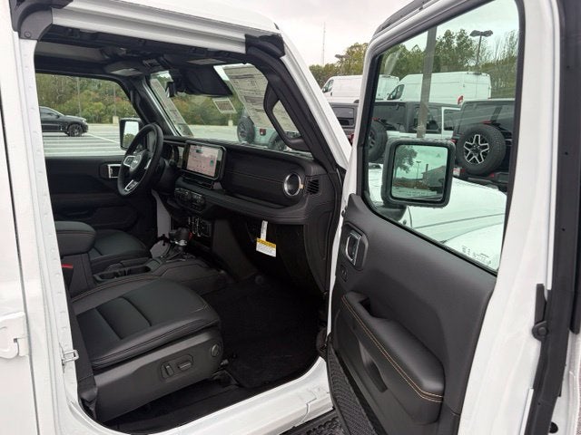 2027 Jeep Wrangler WRANGLER 4-DOOR SAHARA