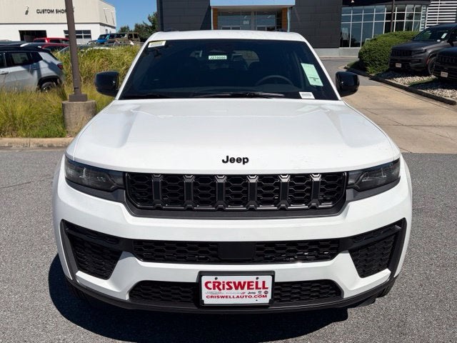 2027 Jeep Grand Cherokee GRAND CHEROKEE LAREDO ALTITUDE 4X4