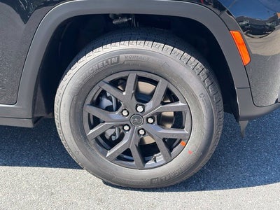 2027 Jeep Grand Cherokee GRAND CHEROKEE LAREDO ALTITUDE 4X4