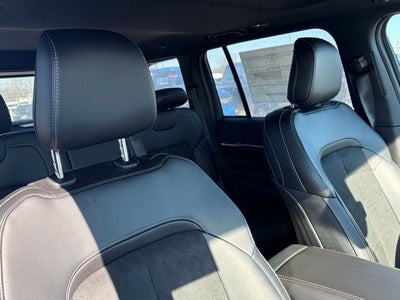 2026 Jeep Grand Cherokee GRAND CHEROKEE LAREDO ALTITUDE 4X4