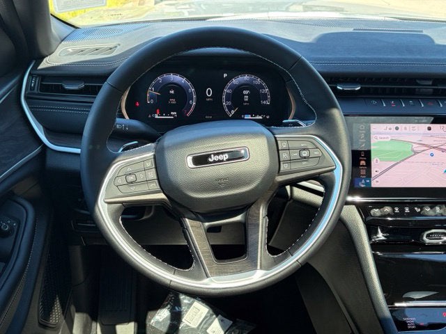 2027 Jeep Grand Cherokee GRAND CHEROKEE LAREDO ALTITUDE 4X4
