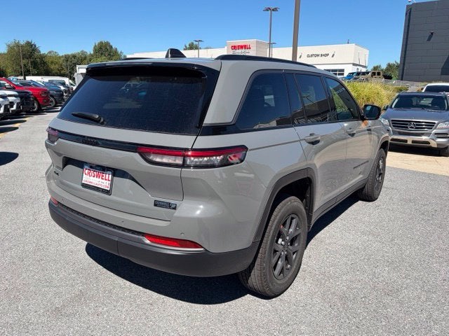 2027 Jeep Grand Cherokee GRAND CHEROKEE LAREDO ALTITUDE 4X4