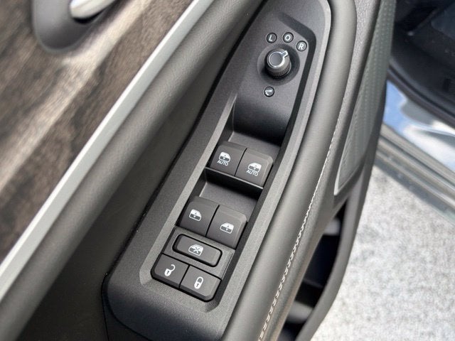 2027 Jeep Grand Cherokee GRAND CHEROKEE LIMITED RESERVE 4X4