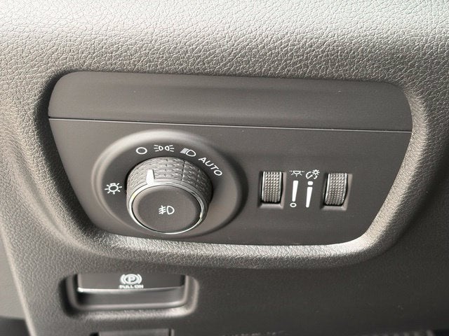 2027 Jeep Grand Cherokee GRAND CHEROKEE LIMITED 4X4