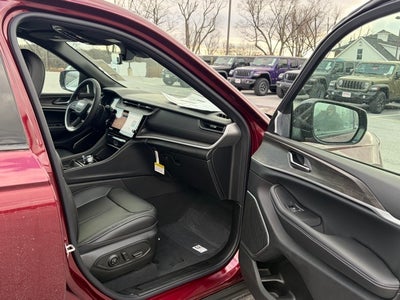 2026 Jeep Grand Cherokee GRAND CHEROKEE LIMITED 4X4