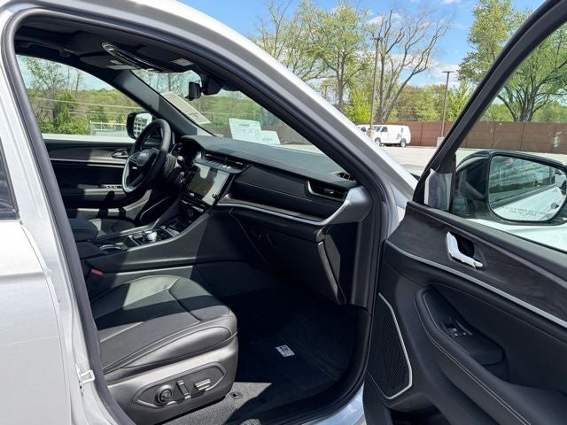 2026 Jeep Grand Cherokee GRAND CHEROKEE LIMITED RESERVE 4X4