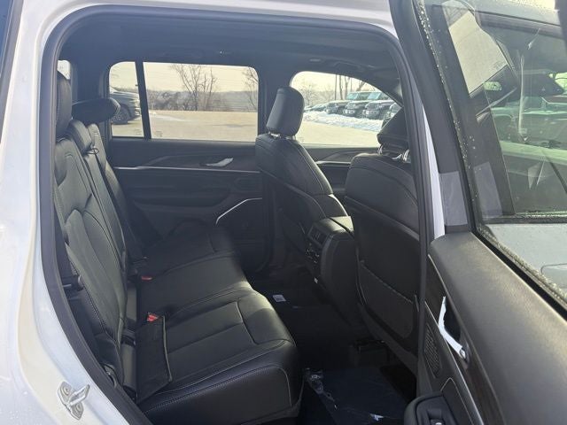 2026 Jeep Grand Cherokee GRAND CHEROKEE LIMITED RESERVE 4X4