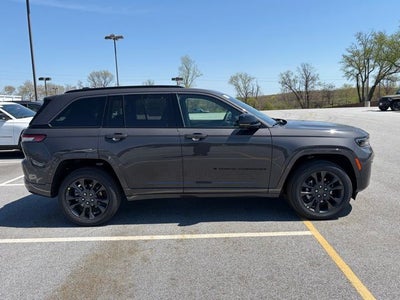 2026 Jeep Grand Cherokee GRAND CHEROKEE LIMITED RESERVE 4X4
