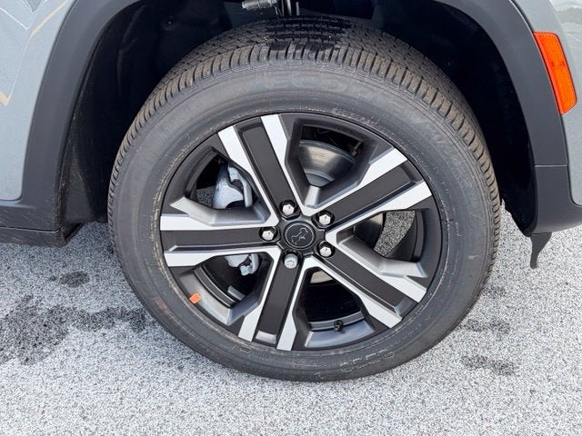 2027 Jeep Grand Cherokee GRAND CHEROKEE LIMITED 4X4