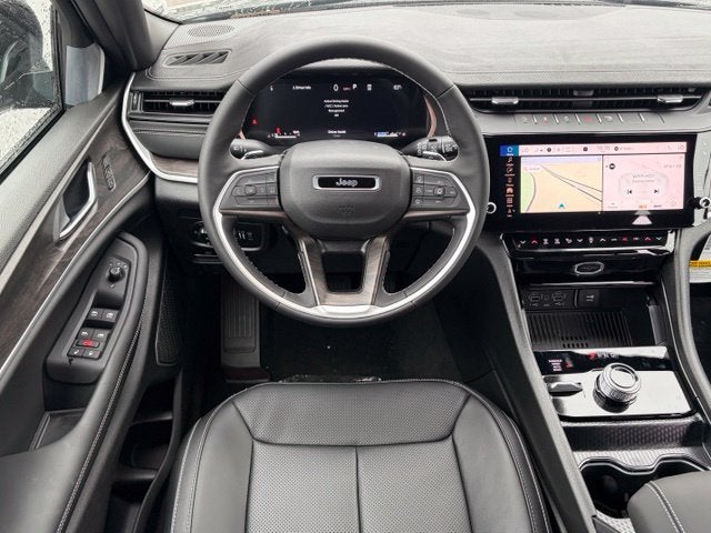 2027 Jeep Grand Cherokee GRAND CHEROKEE LIMITED RESERVE 4X4