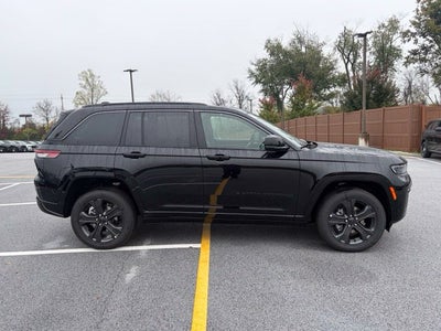 2027 Jeep Grand Cherokee GRAND CHEROKEE LIMITED RESERVE 4X4