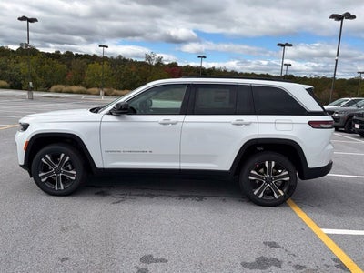 2027 Jeep Grand Cherokee GRAND CHEROKEE LIMITED 4X4