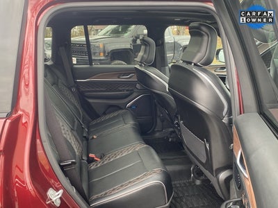 2022 Jeep Grand Cherokee Summit 4x4