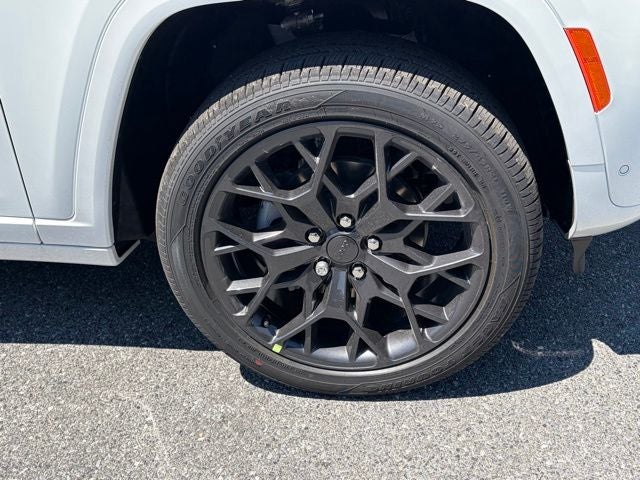 2026 Jeep Grand Cherokee GRAND CHEROKEE SUMMIT 4X4