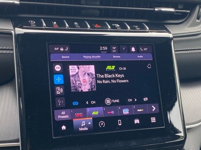 2025 Jeep Grand Cherokee L Altitude 4x4