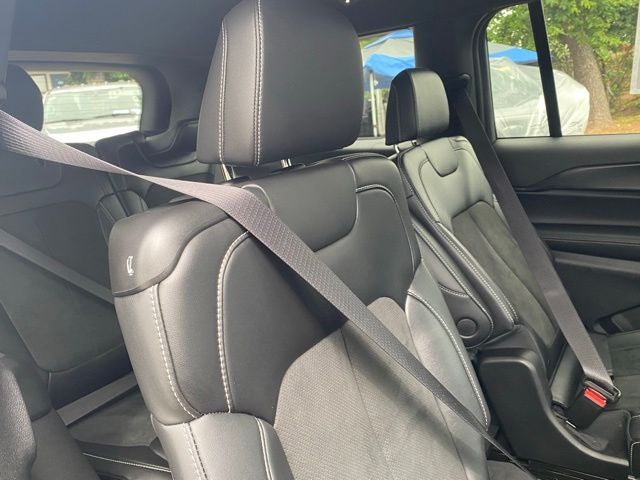 2025 Jeep Grand Cherokee L Altitude 4x4