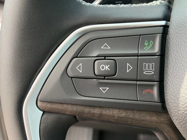 2026 Jeep Grand Cherokee GRAND CHEROKEE L LAREDO ALTITUDE 4X4