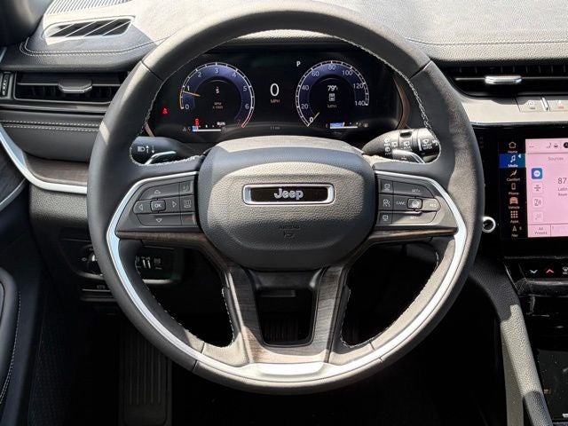 2026 Jeep Grand Cherokee GRAND CHEROKEE L LAREDO ALTITUDE 4X4