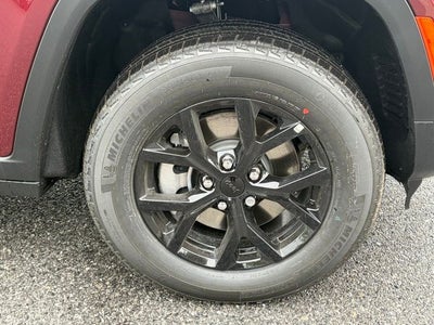 2026 Jeep Grand Cherokee GRAND CHEROKEE L LAREDO ALTITUDE 4X4