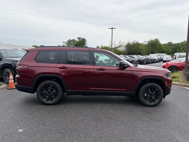 2026 Jeep Grand Cherokee GRAND CHEROKEE L LAREDO ALTITUDE 4X4
