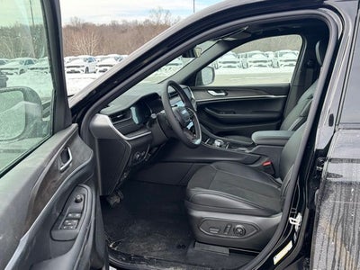 2026 Jeep Grand Cherokee GRAND CHEROKEE L LAREDO ALTITUDE 4X4