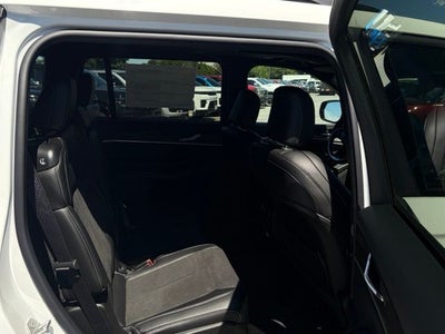2026 Jeep Grand Cherokee GRAND CHEROKEE L LAREDO ALTITUDE 4X4
