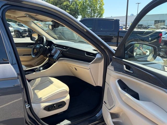 2022 Jeep Grand Cherokee L Limited 4x4