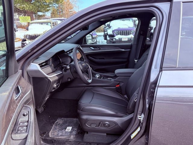 2026 Jeep Grand Cherokee GRAND CHEROKEE L LIMITED RESERVE 4X4